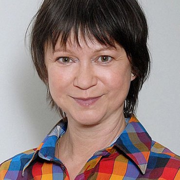 Görbe Nóra Görbe Nóra