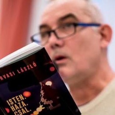 Kötelező olvasmány - Darvasi László: Isten. Haza. Csal.